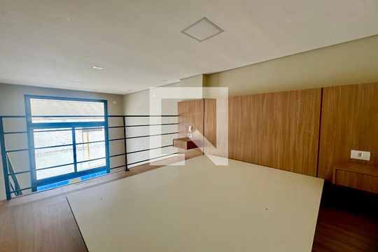 Quarto de kitnet/studio para alugar com 1 quarto, 34m² em Vila Galvão, Guarulhos