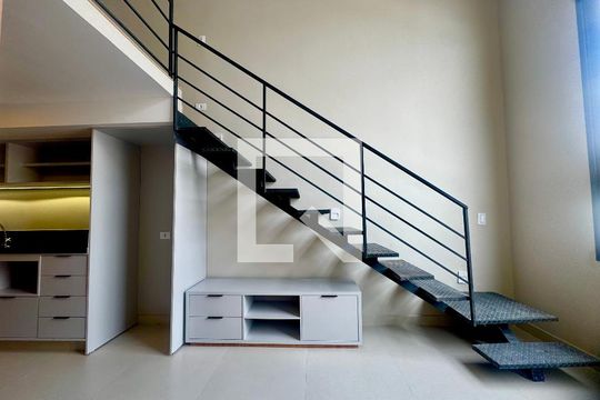 Sala de kitnet/studio para alugar com 1 quarto, 34m² em Vila Galvão, Guarulhos