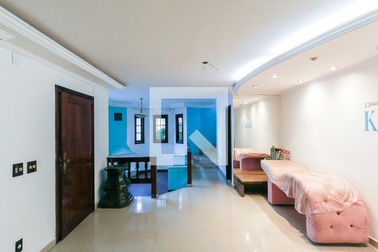 Sala de casa para alugar com 2 quartos, 180m² em Jardim Joao Xxiii, São Paulo