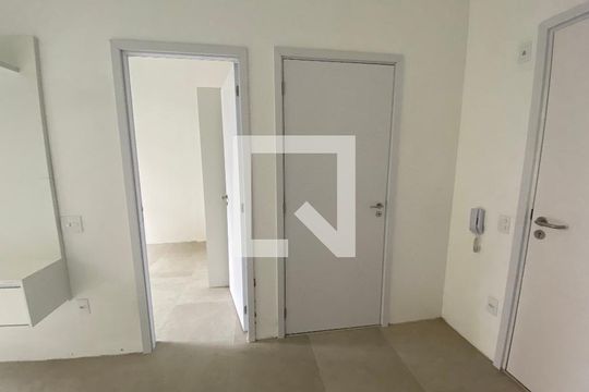 Apartamento à venda com 1 quarto, 31m² em Santo Amaro, São Paulo