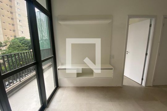 Apartamento à venda com 1 quarto, 31m² em Santo Amaro, São Paulo