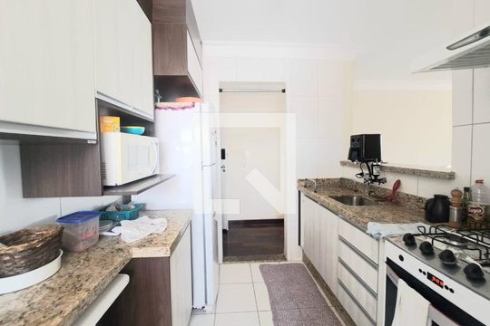 Cozinha de apartamento à venda com 3 quartos, 69m² em Presidente Altino, Osasco