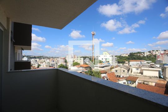 Apartamento à venda com 3 quartos, 82m² em Padre Eustáquio, Belo Horizonte