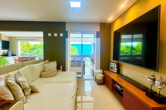 Sala de apartamento à venda com 3 quartos, 159m² em Vila Rosalia, Guarulhos
