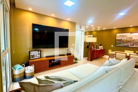 Sala de apartamento à venda com 3 quartos, 159m² em Vila Rosalia, Guarulhos