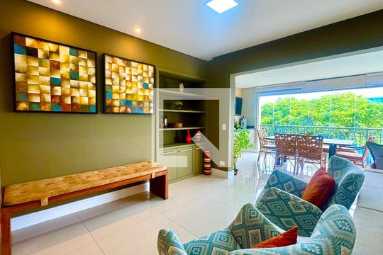 Sala de apartamento à venda com 3 quartos, 159m² em Vila Rosalia, Guarulhos