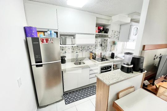 Sala/Cozinha de apartamento à venda com 2 quartos, 44m² em Vila Santa Maria, São Paulo