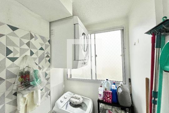 Sala/Cozinha de apartamento à venda com 2 quartos, 44m² em Vila Santa Maria, São Paulo