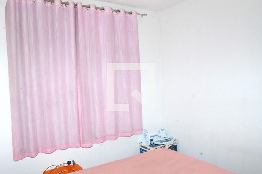 Quarto 2 de apartamento para alugar com 2 quartos, 43m² em Vista do Sol, Belo Horizonte