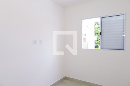 Quarto 1 de apartamento para alugar com 1 quarto, 32m² em Vila Rosaria, São Paulo