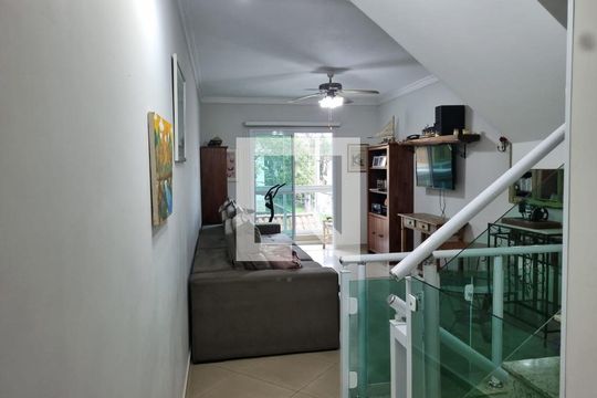 Sala de casa à venda com 3 quartos, 226m² em Centro, Diadema