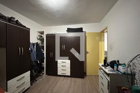 Quarto 1 de casa para alugar com 3 quartos, 330m² em Moinho Velho, São Paulo