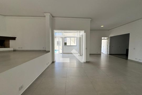 Sala de casa para alugar com 4 quartos, 322m² em Morada dos Pássaros, Barueri
