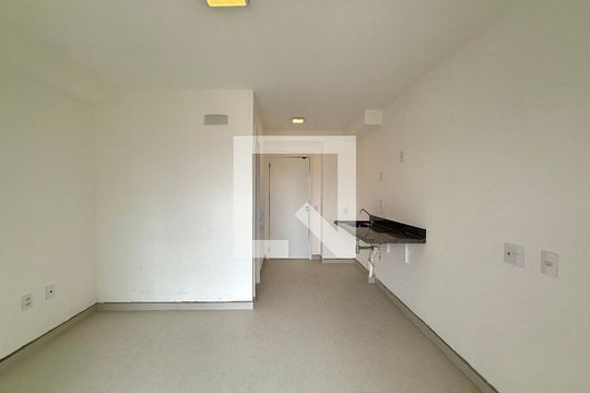 Quarto de kitnet/studio para alugar com 1 quarto, 24m² em Vila Cordeiro, São Paulo
