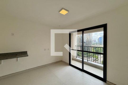 Quarto de kitnet/studio para alugar com 1 quarto, 24m² em Vila Cordeiro, São Paulo