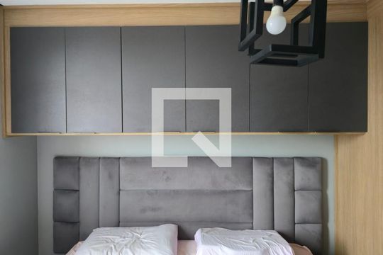 Quarto 01 de apartamento à venda com 2 quartos, 45m² em Jardim Las Vegas, Guarulhos