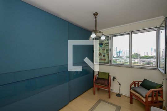 Quarto de apartamento à venda com 2 quartos, 92m² em Real Parque, São Paulo