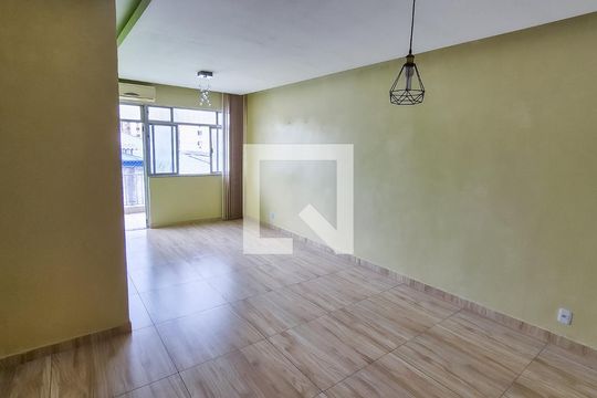 Sala de apartamento à venda com 3 quartos, 70m² em Vila da Penha, Rio de Janeiro
