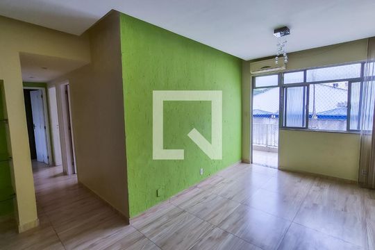 Sala de apartamento à venda com 3 quartos, 70m² em Vila da Penha, Rio de Janeiro