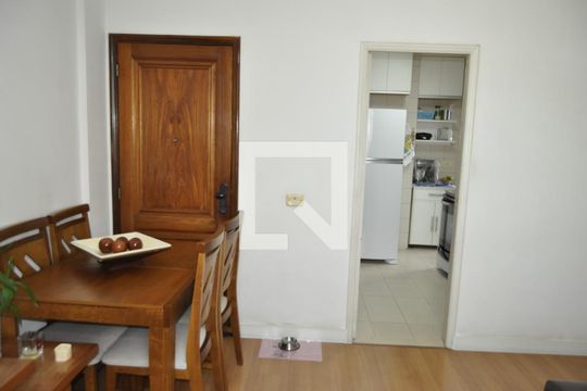 Apartamento à venda com 2 quartos, 59m² em Sampaio, Rio de Janeiro