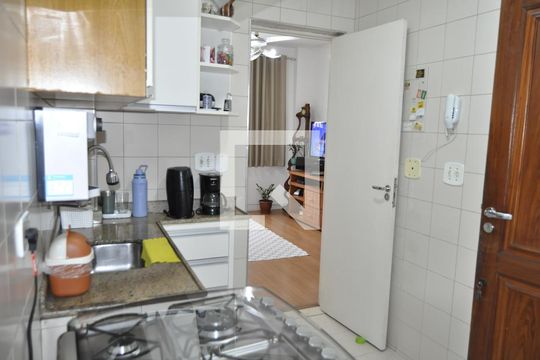 Apartamento à venda com 2 quartos, 59m² em Sampaio, Rio de Janeiro