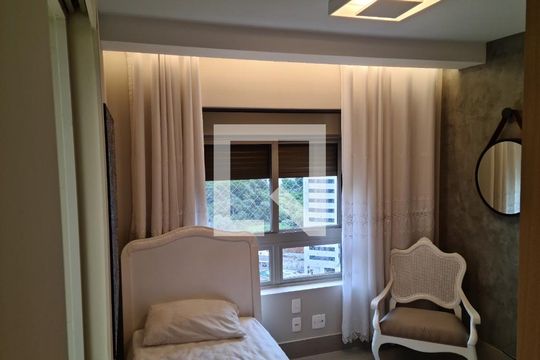 Quarto de apartamento para alugar com 3 quartos, 163m² em Vale do Sereno, Nova Lima