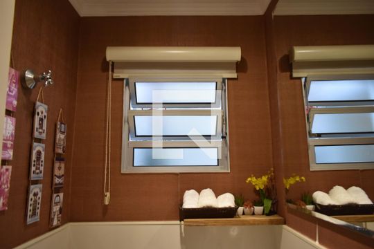 Lavabo de casa à venda com 3 quartos, 200m² em Planalto Paulista, São Paulo