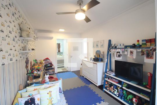 Suíte 1 de casa de condomínio à venda com 4 quartos, 215m² em Interlagos, São Paulo