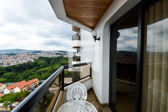 Varanda da Sala de apartamento à venda com 3 quartos, 200m² em Vila Rosalia, Guarulhos
