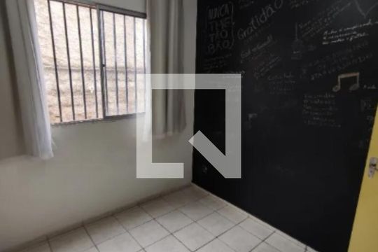 Quarto de apartamento à venda com 2 quartos, 44m² em Caetano Furquim, Belo Horizonte