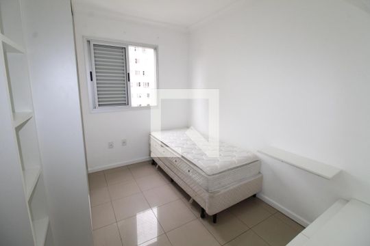 Quarto 1 de apartamento para alugar com 3 quartos, 77m² em Jardim das Colinas, São José dos Campos