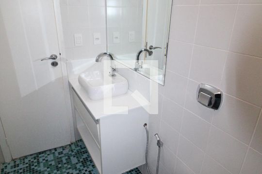 Banheiro de apartamento para alugar com 3 quartos, 77m² em Jardim das Colinas, São José dos Campos