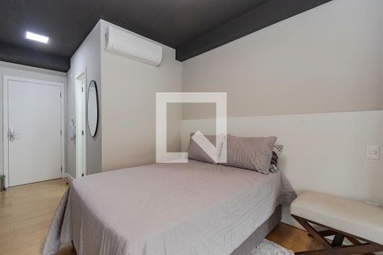 Studio de kitnet/studio à venda com 1 quarto, 32m² em Jardim das Acacias, São Paulo