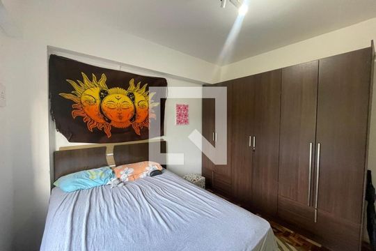 Apartamento à venda com 2 quartos, 60m² em Vila Nova, Novo Hamburgo