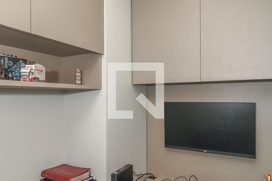 Escritório de apartamento à venda com 3 quartos, 82m² em São Sebastião, Porto Alegre