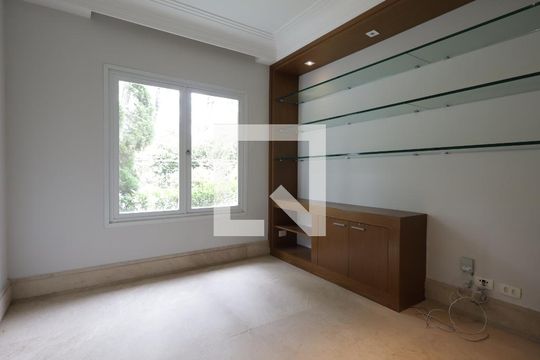 Escritório de casa de condomínio à venda com 4 quartos, 483m² em Jardim Guedala, São Paulo