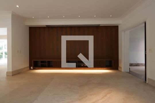 Sala de casa de condomínio à venda com 4 quartos, 483m² em Jardim Guedala, São Paulo