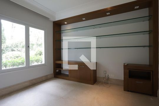 Escritório de casa de condomínio à venda com 4 quartos, 483m² em Jardim Guedala, São Paulo