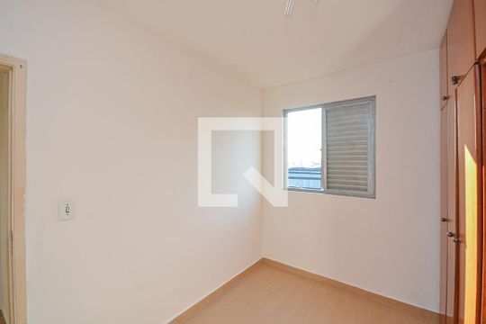Quarto de apartamento para alugar com 2 quartos, 57m² em Socorro, São Paulo
