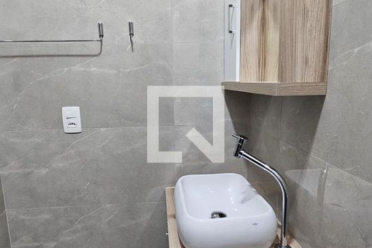 Lavabo de casa à venda com 3 quartos, 235m² em Jardim Las Vegas, Santo André