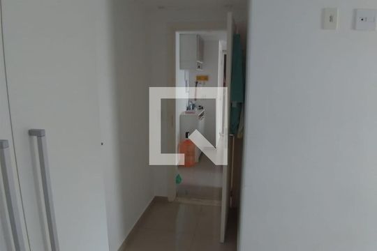 Quarto de apartamento à venda com 2 quartos, 49m² em Itaquera, São Paulo
