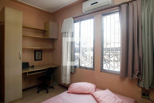 Quarto 1 de apartamento à venda com 3 quartos, 91m² em Cidade Baixa, Porto Alegre