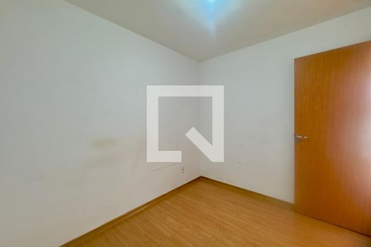 Quarto 2 de apartamento para alugar com 2 quartos, 38m² em Jardim Hanna, Guarulhos