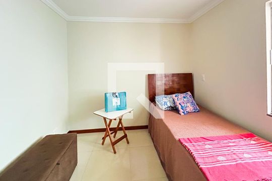 Casa à venda com 5 quartos, 278m² em Alípio de Melo, Belo Horizonte