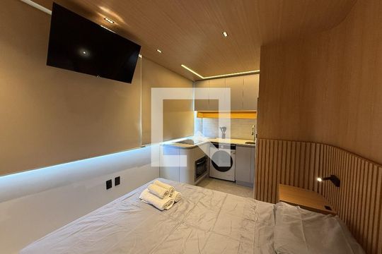 STUDIO  de kitnet/studio para alugar com 1 quarto, 36m² em Rio Tavares, Florianópolis