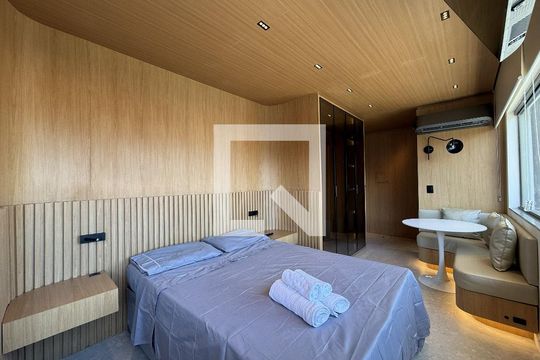 STUDIO  de kitnet/studio para alugar com 1 quarto, 36m² em Rio Tavares, Florianópolis