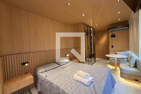 STUDIO  de kitnet/studio para alugar com 1 quarto, 36m² em Rio Tavares, Florianópolis