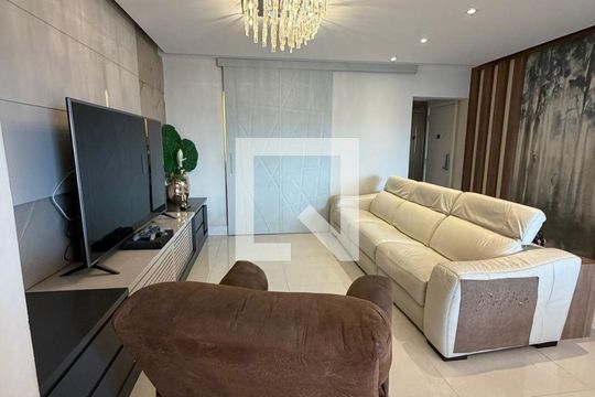 Sala de apartamento à venda com 3 quartos, 131m² em Vila Maria Alta, São Paulo