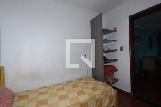 Quarto 2 de casa para alugar com 2 quartos, 210m² em Jardim Sapopemba, São Paulo