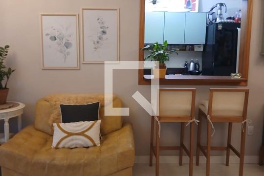Sala de apartamento à venda com 2 quartos, 70m² em Vila Conceição, Porto Alegre